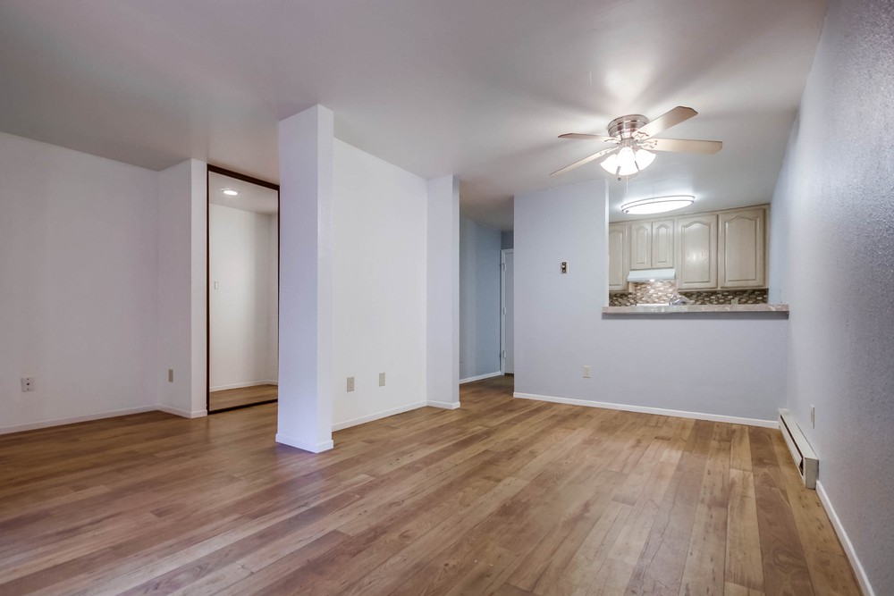 Virtual tour photo 6 of 36 for 1611 Hotel Cir S