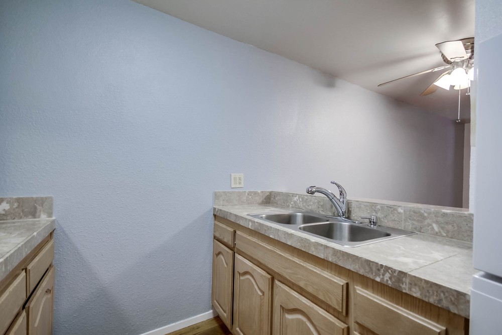 Virtual tour photo 13 of 36 for 1611 Hotel Cir S