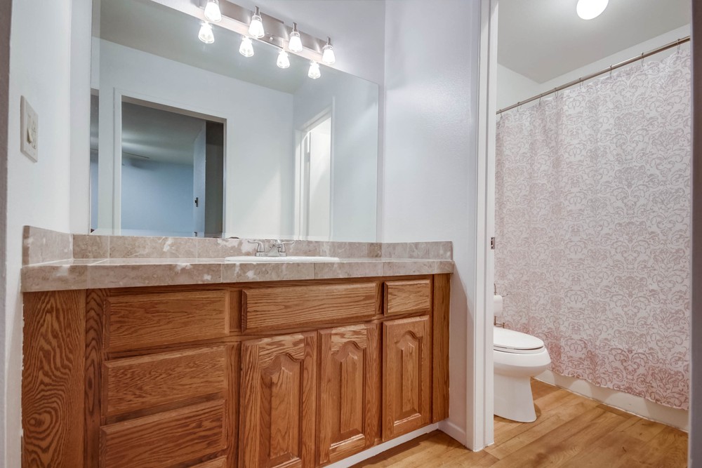 Virtual tour photo 22 of 36 for 1611 Hotel Cir S