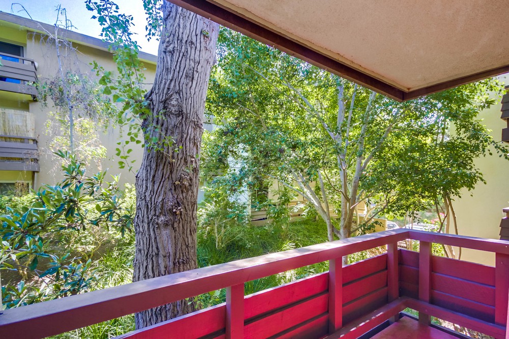 Virtual tour photo 24 of 36 for 1611 Hotel Cir S