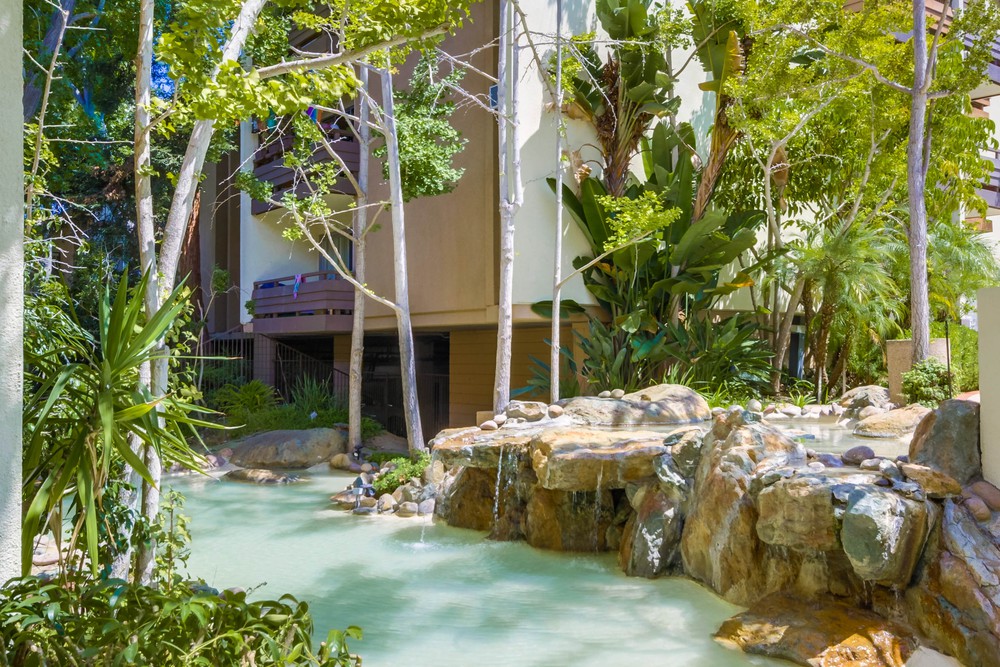 Virtual tour photo 35 of 36 for 1611 Hotel Cir S