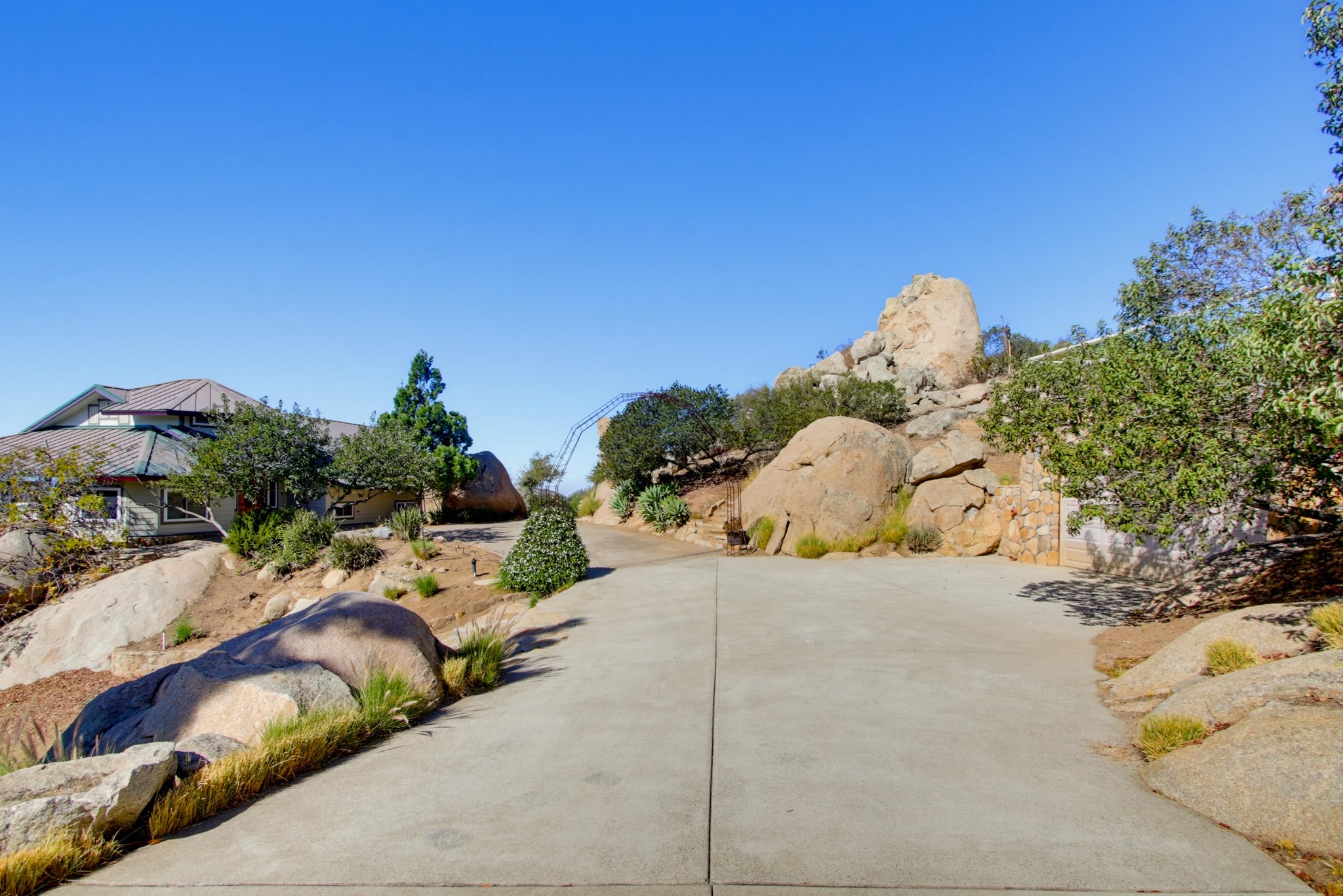 Virtual tour photo 1 of 134 for 16118 Green Valley Truck Trail
