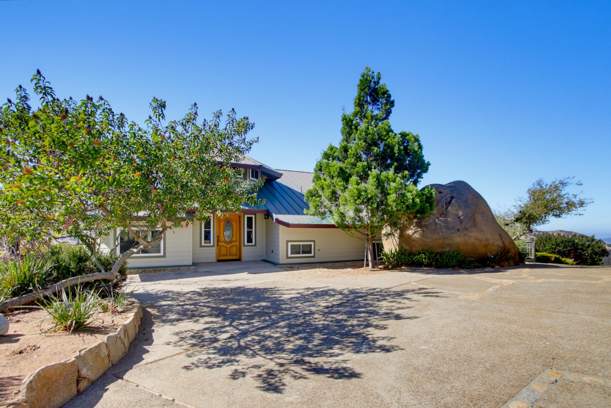 Virtual tour photo 4 of 134 for 16118 Green Valley Truck Trail