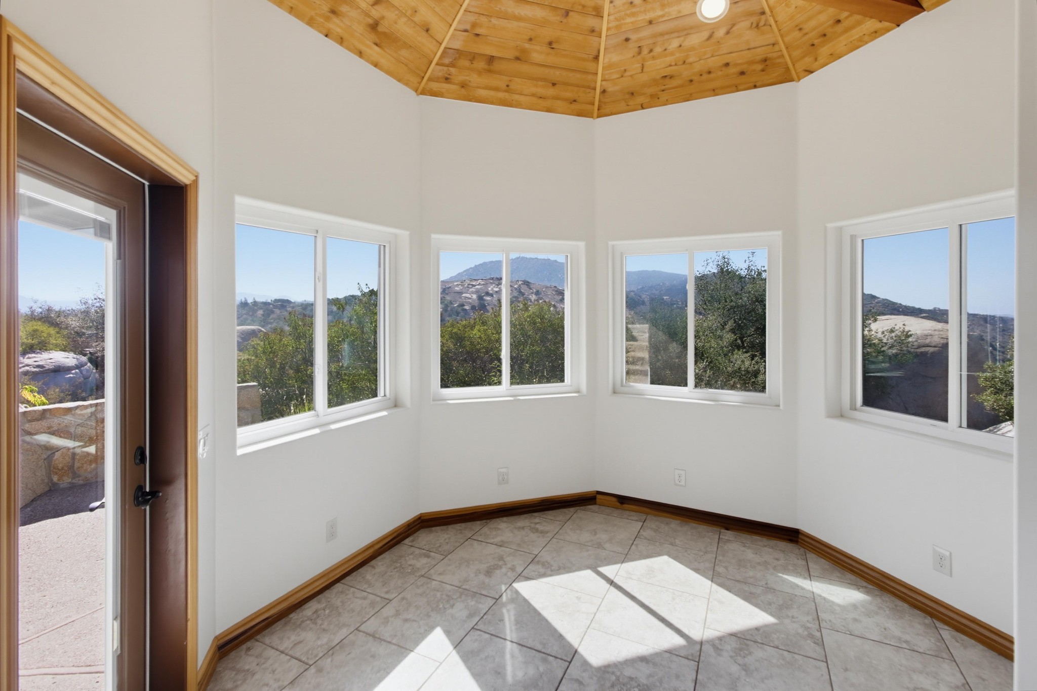 Virtual tour photo 9 of 134 for 16118 Green Valley Truck Trail