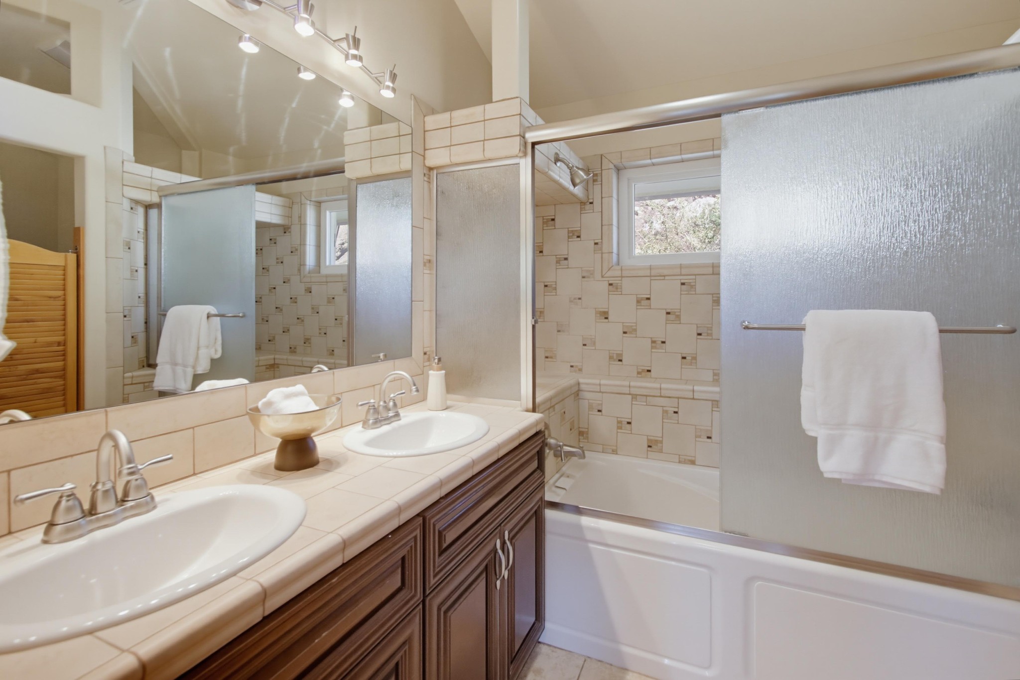 Virtual tour photo 29 of 134 for 16118 Green Valley Truck Trail