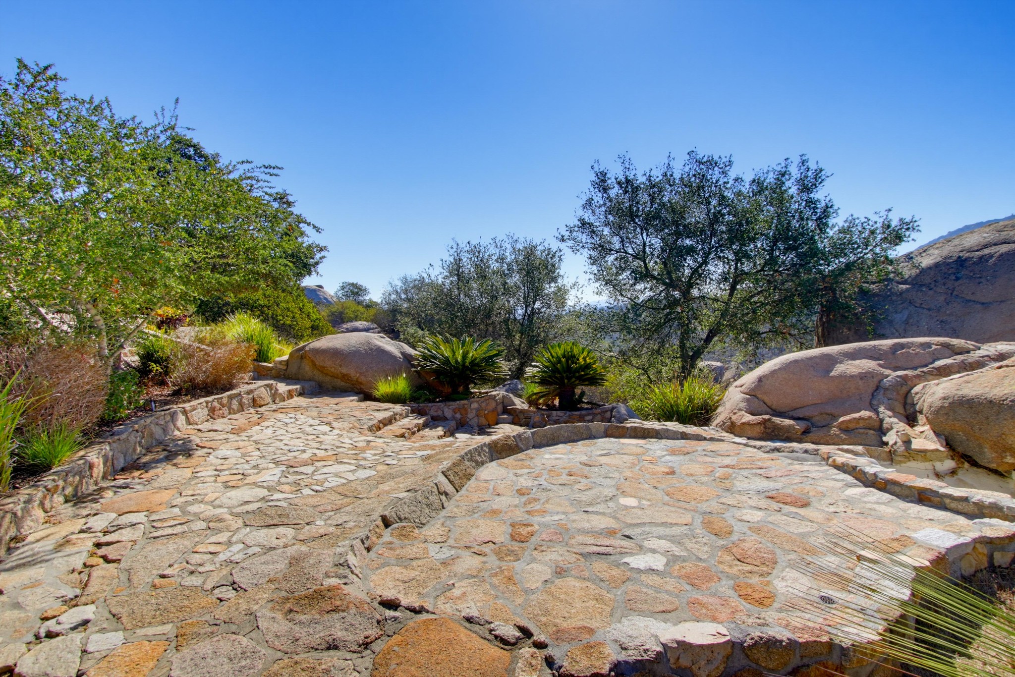 Virtual tour photo 82 of 134 for 16118 Green Valley Truck Trail