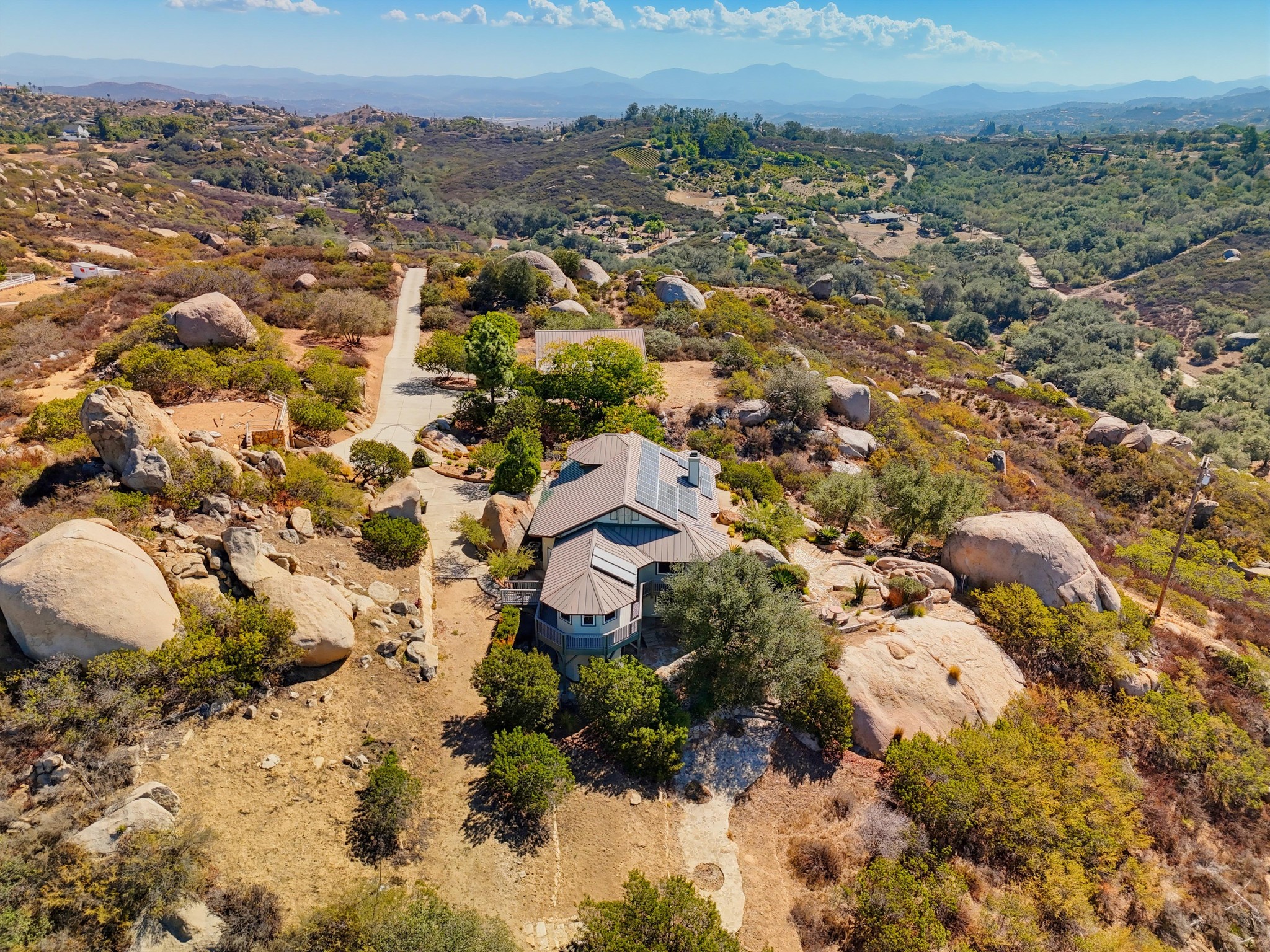 Virtual tour photo 104 of 134 for 16118 Green Valley Truck Trail