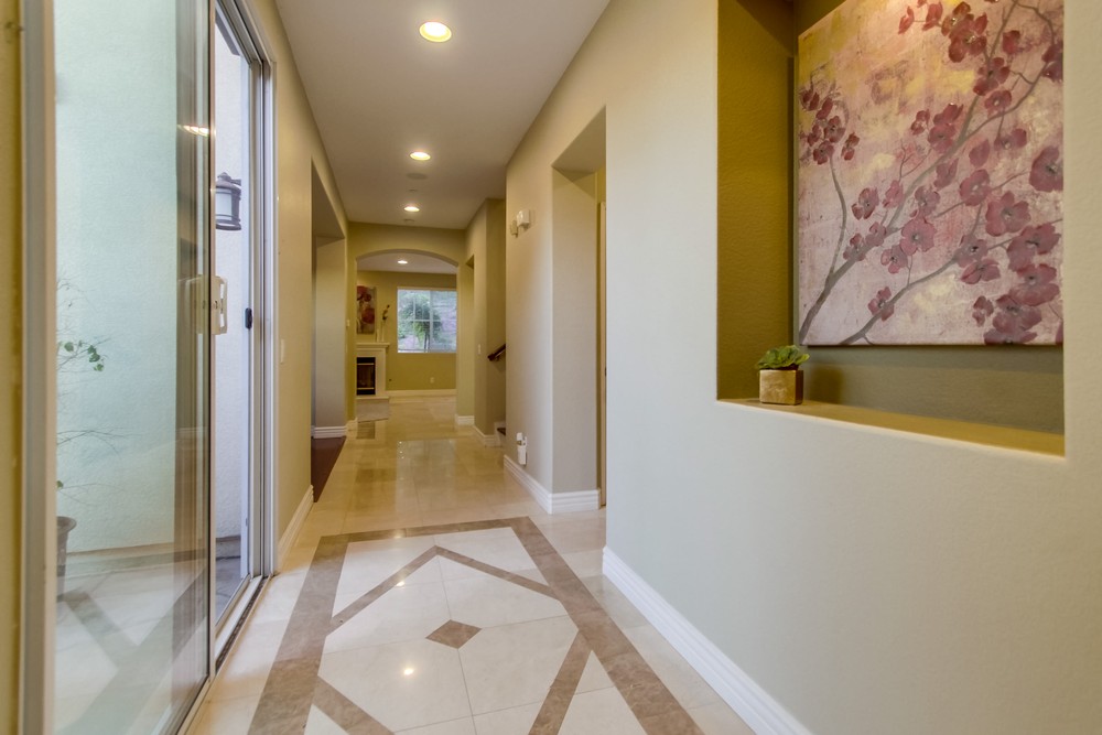 Virtual tour photo 15 of 86 for 16129 Falcon Crest Dr