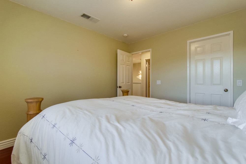 Virtual tour photo 62 of 86 for 16129 Falcon Crest Dr