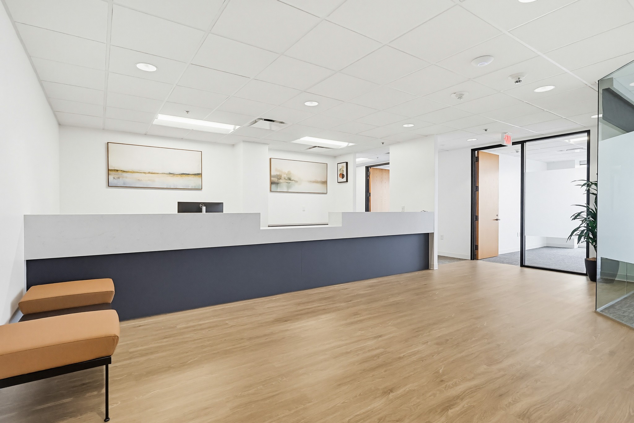Virtual tour photo 11 of 167 for 16133 Ventura Blvd