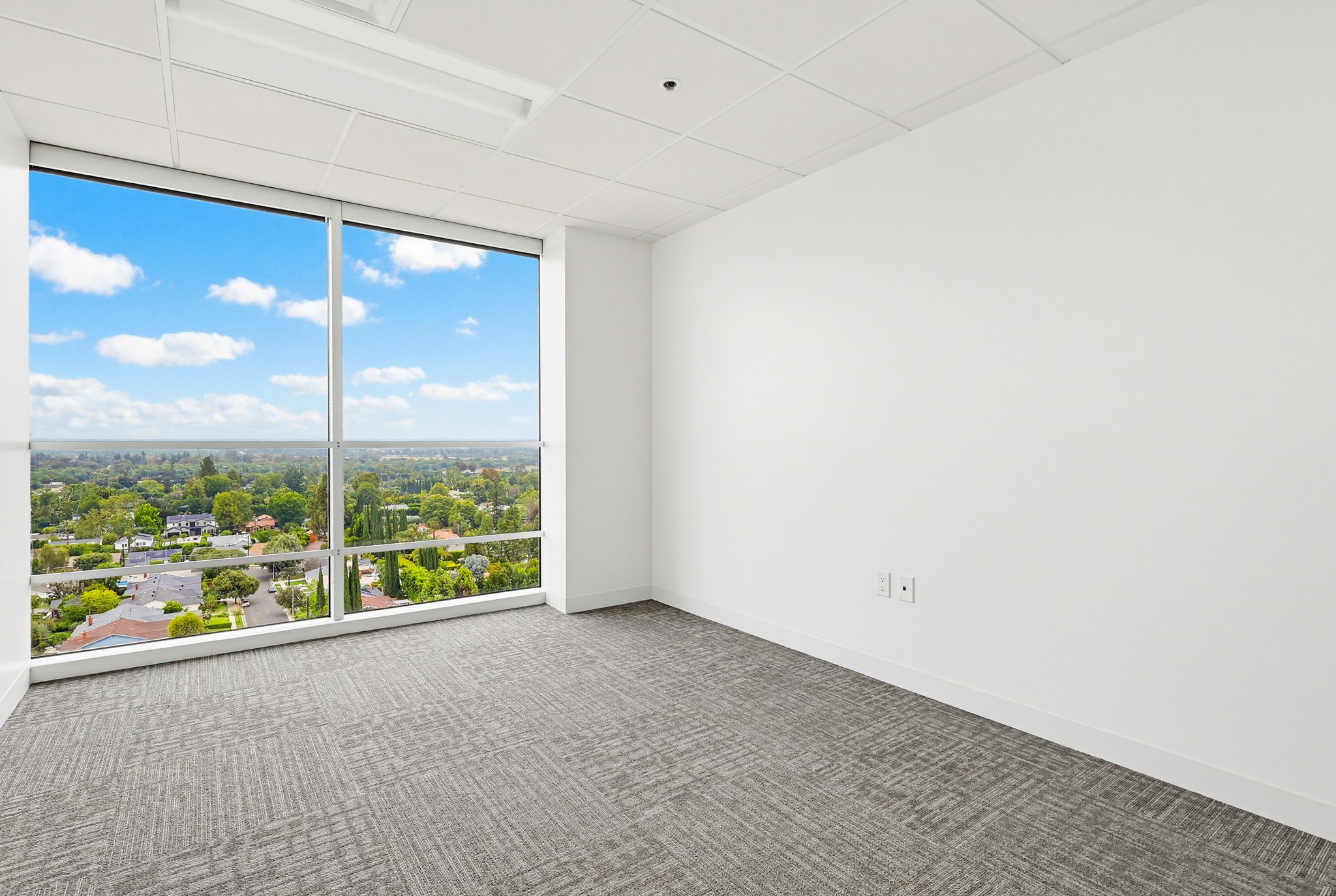 Virtual tour photo 42 of 167 for 16133 Ventura Blvd