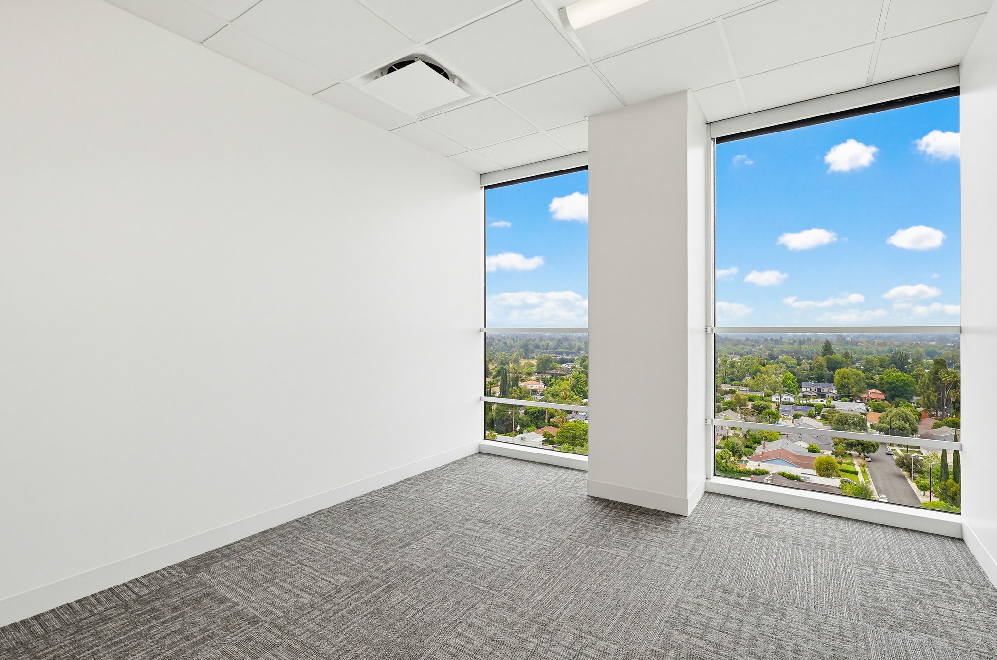 Virtual tour photo 56 of 167 for 16133 Ventura Blvd