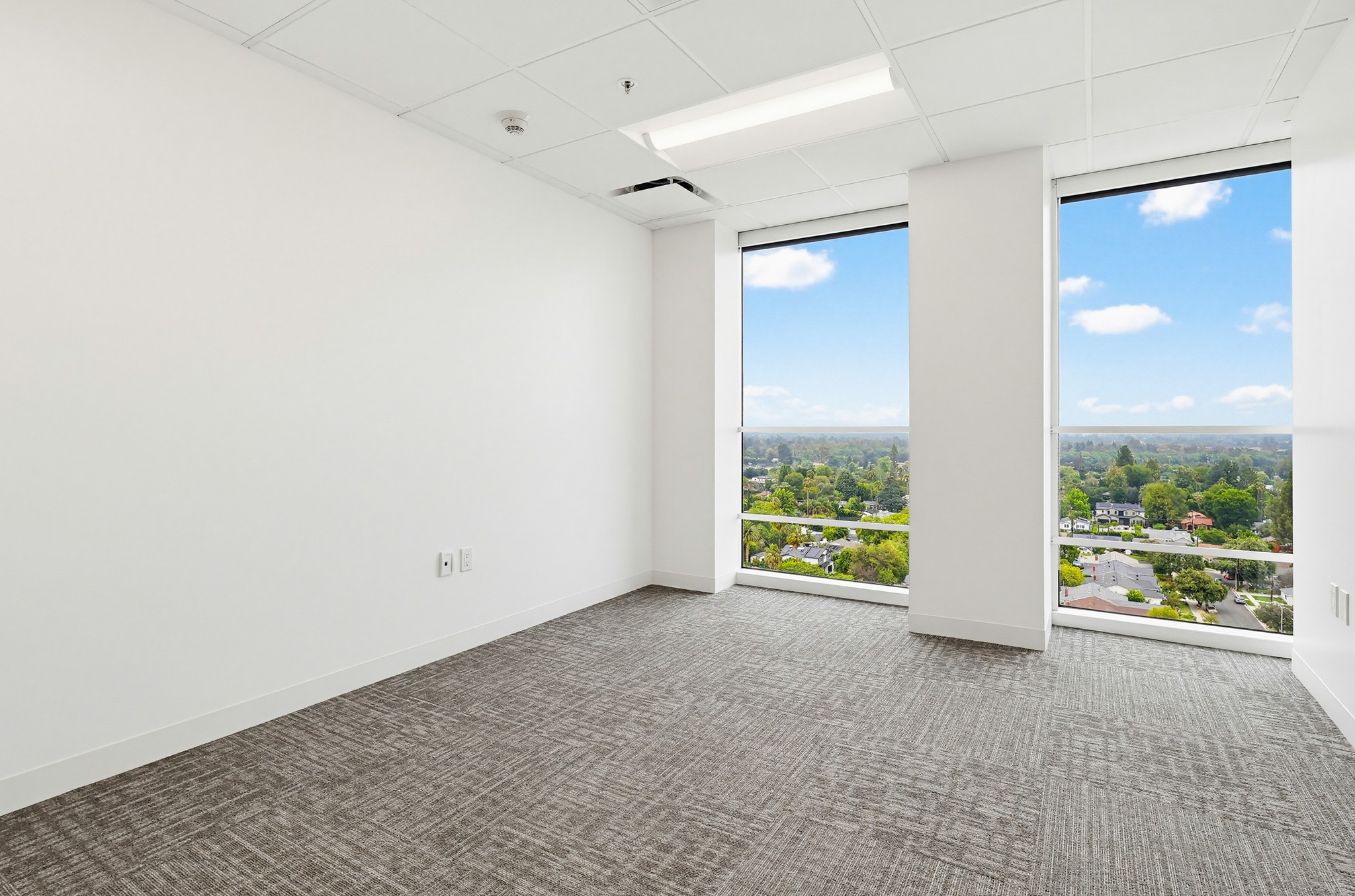 Virtual tour photo 70 of 167 for 16133 Ventura Blvd