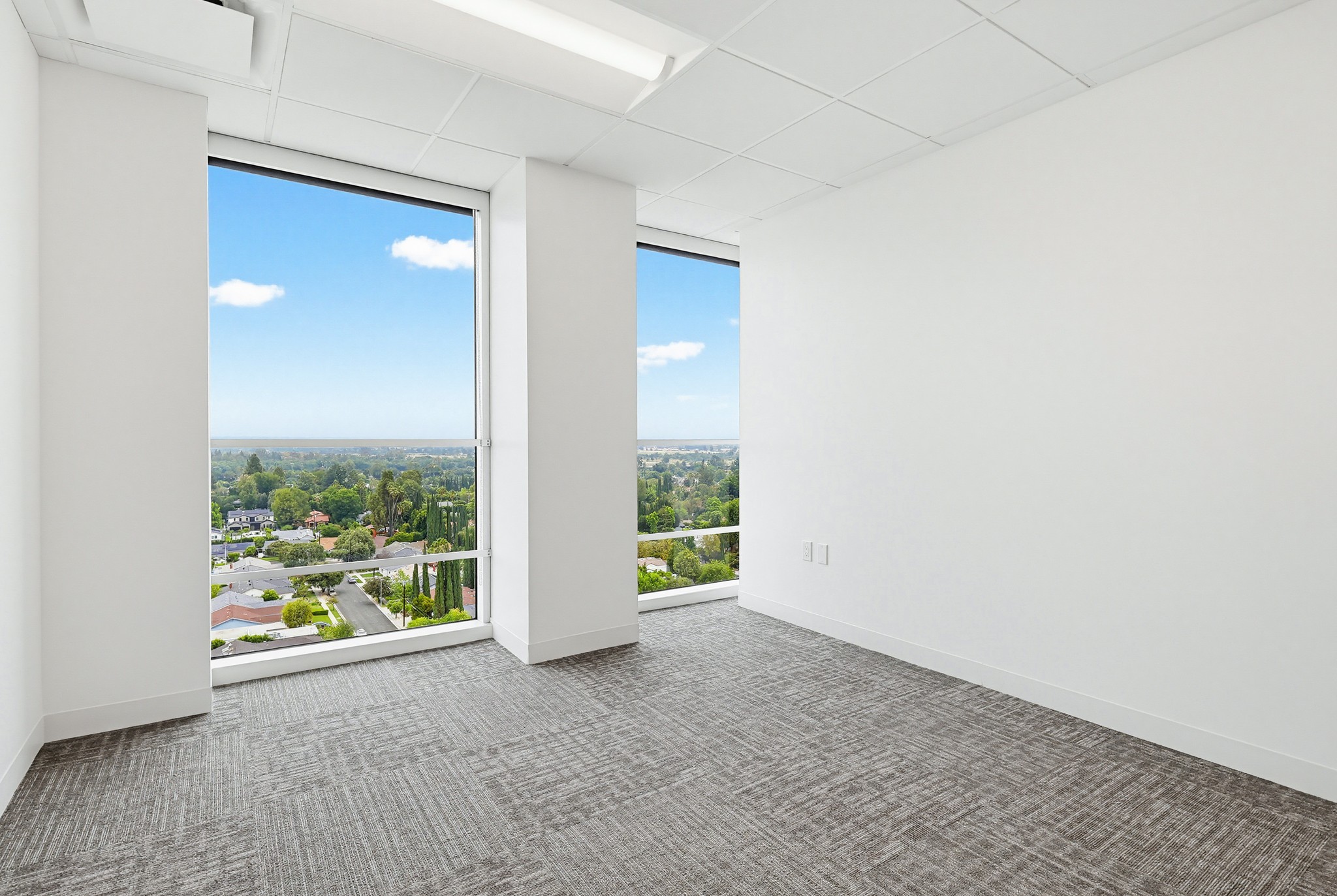 Virtual tour photo 71 of 167 for 16133 Ventura Blvd