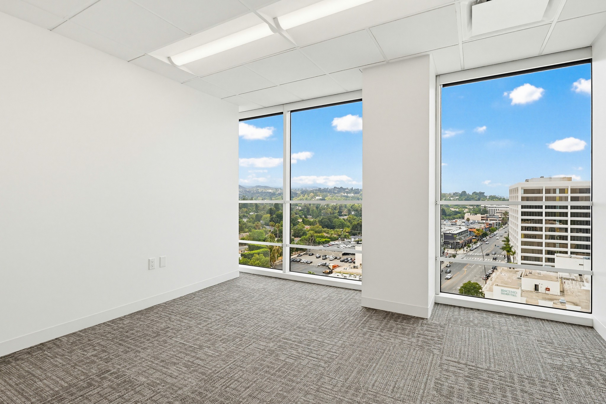 Virtual tour photo 88 of 167 for 16133 Ventura Blvd