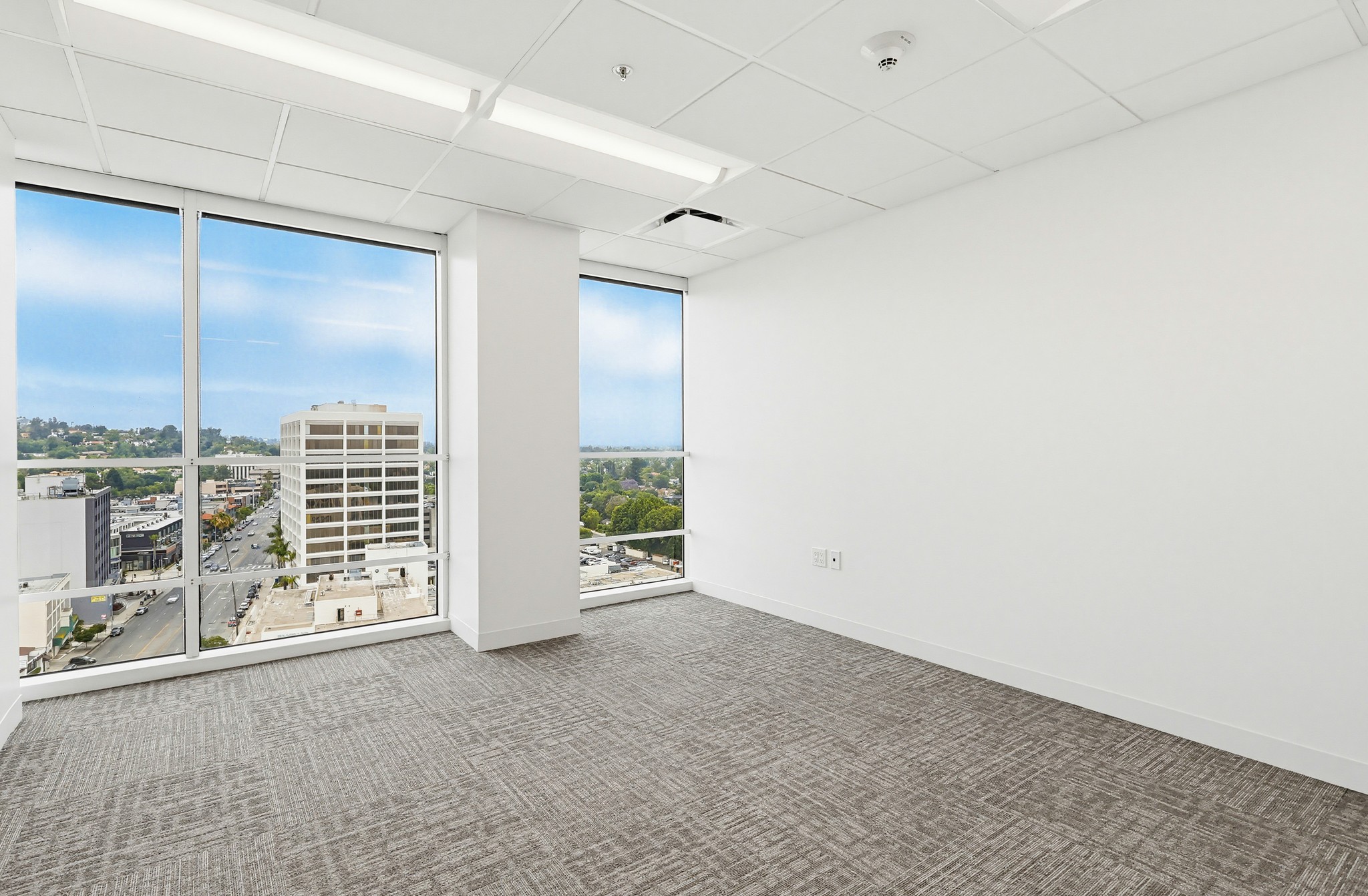 Virtual tour photo 89 of 167 for 16133 Ventura Blvd