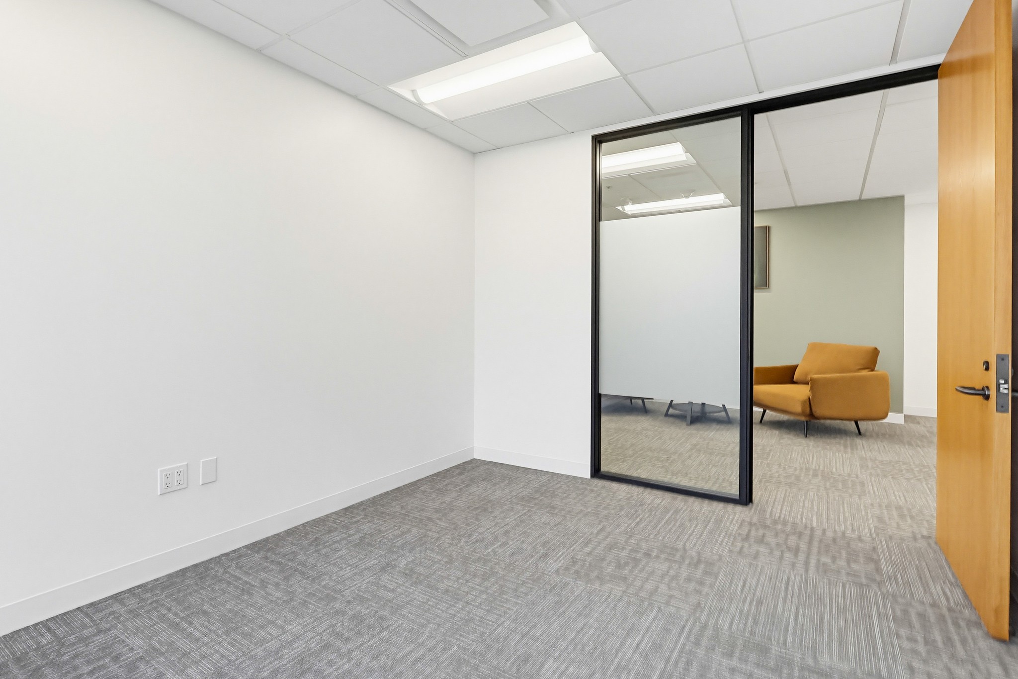 Virtual tour photo 123 of 167 for 16133 Ventura Blvd