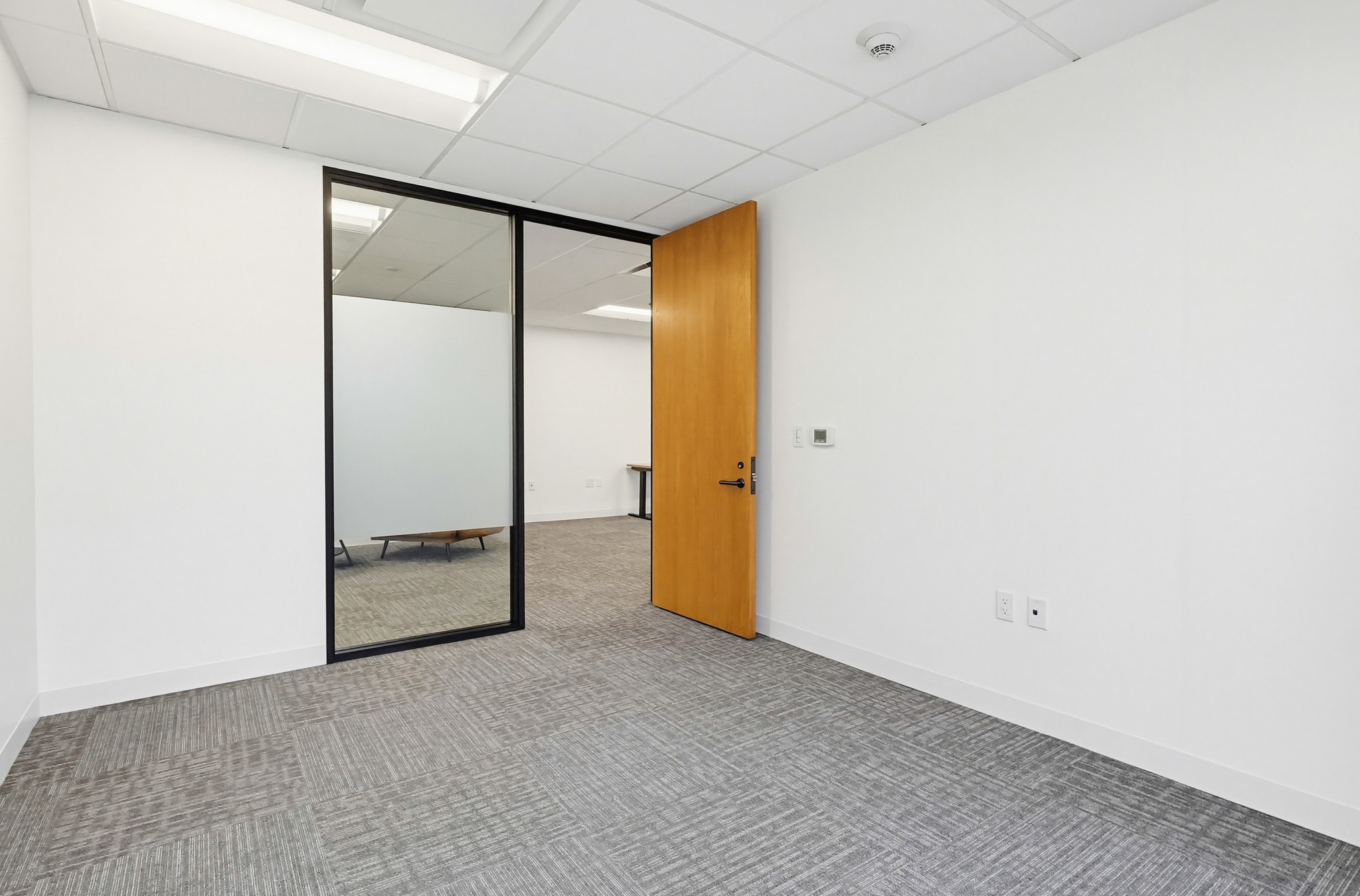 Virtual tour photo 124 of 167 for 16133 Ventura Blvd