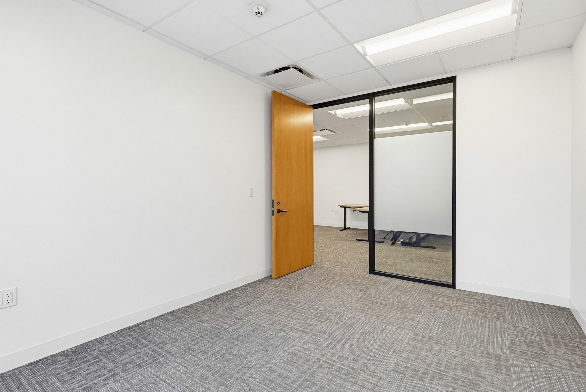 Virtual tour photo 127 of 167 for 16133 Ventura Blvd