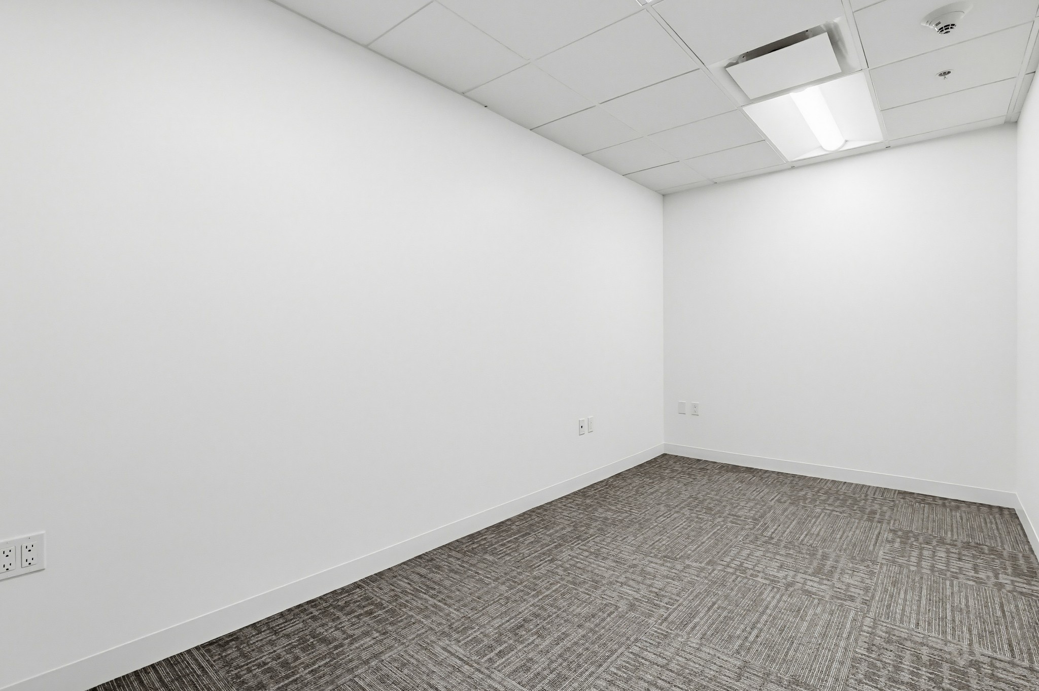 Virtual tour photo 137 of 167 for 16133 Ventura Blvd