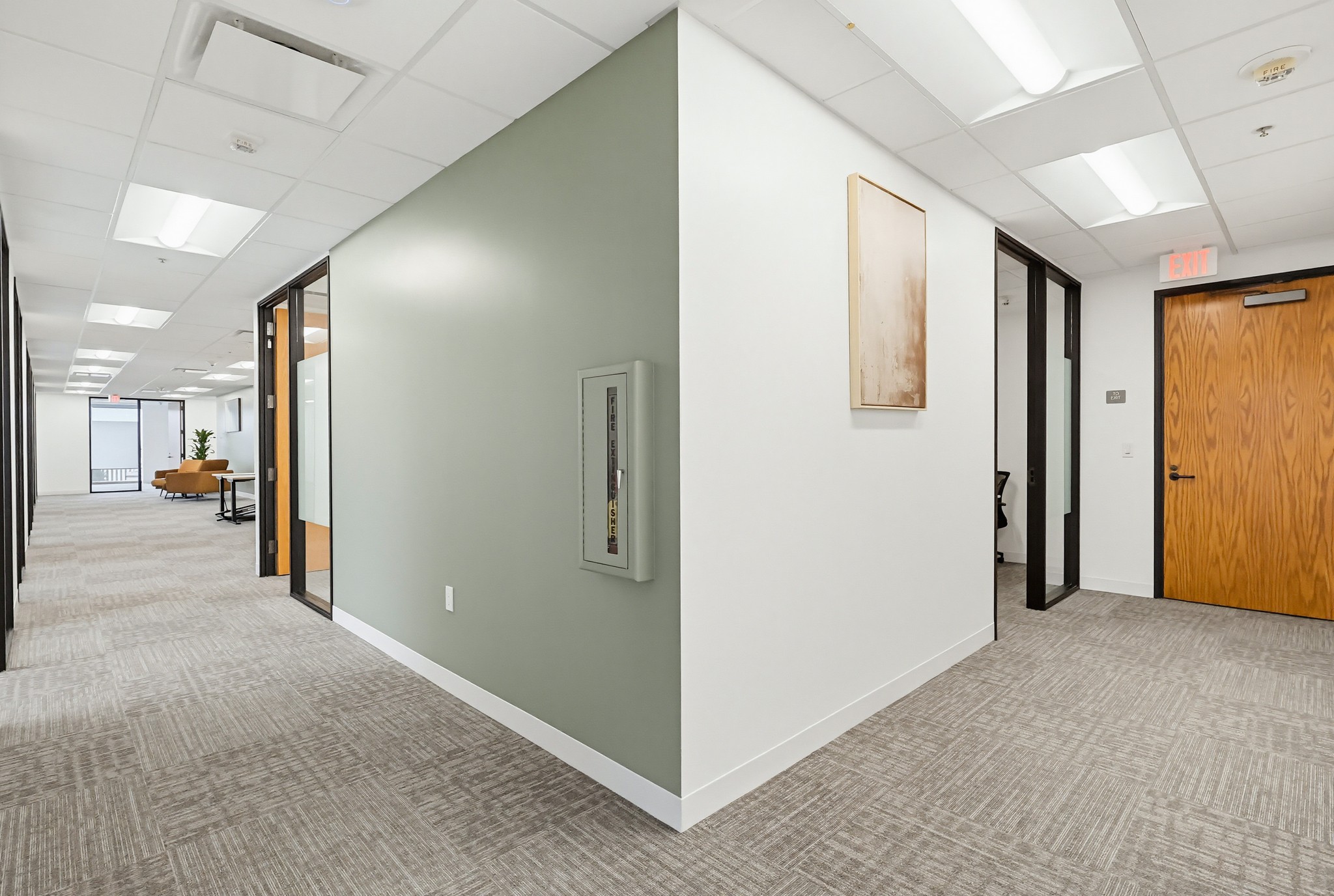 Virtual tour photo 142 of 167 for 16133 Ventura Blvd