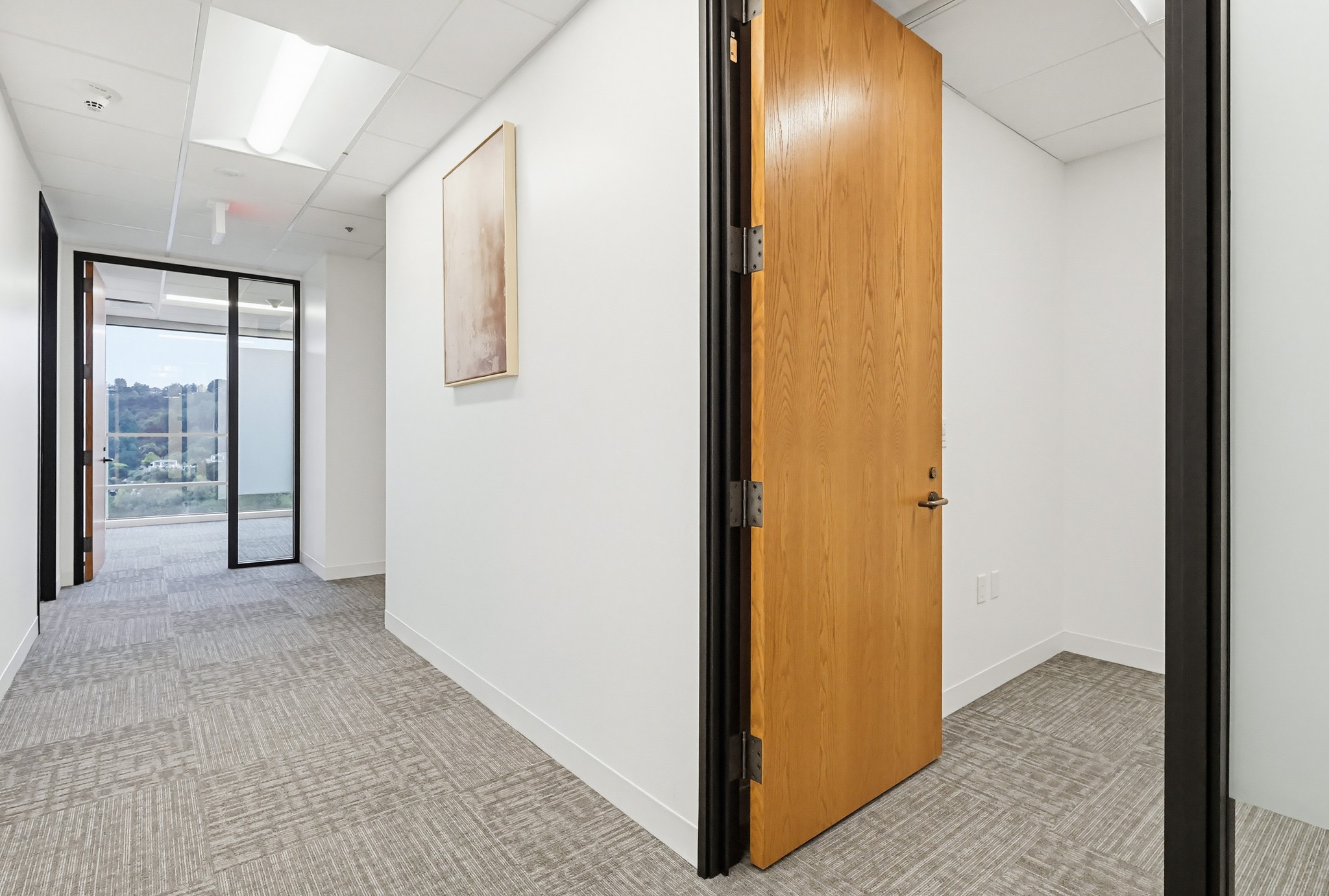 Virtual tour photo 152 of 167 for 16133 Ventura Blvd