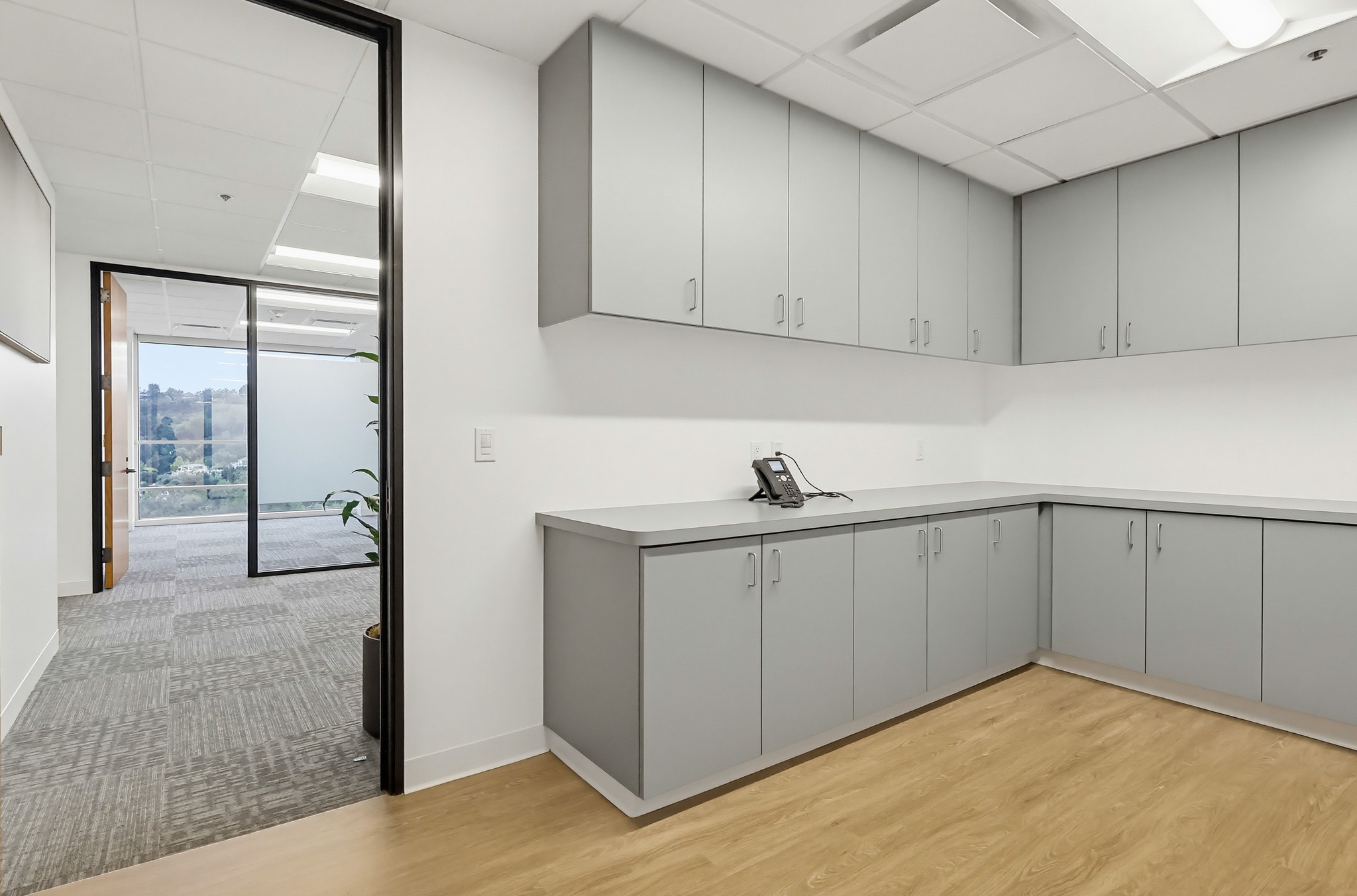 Virtual tour photo 161 of 167 for 16133 Ventura Blvd