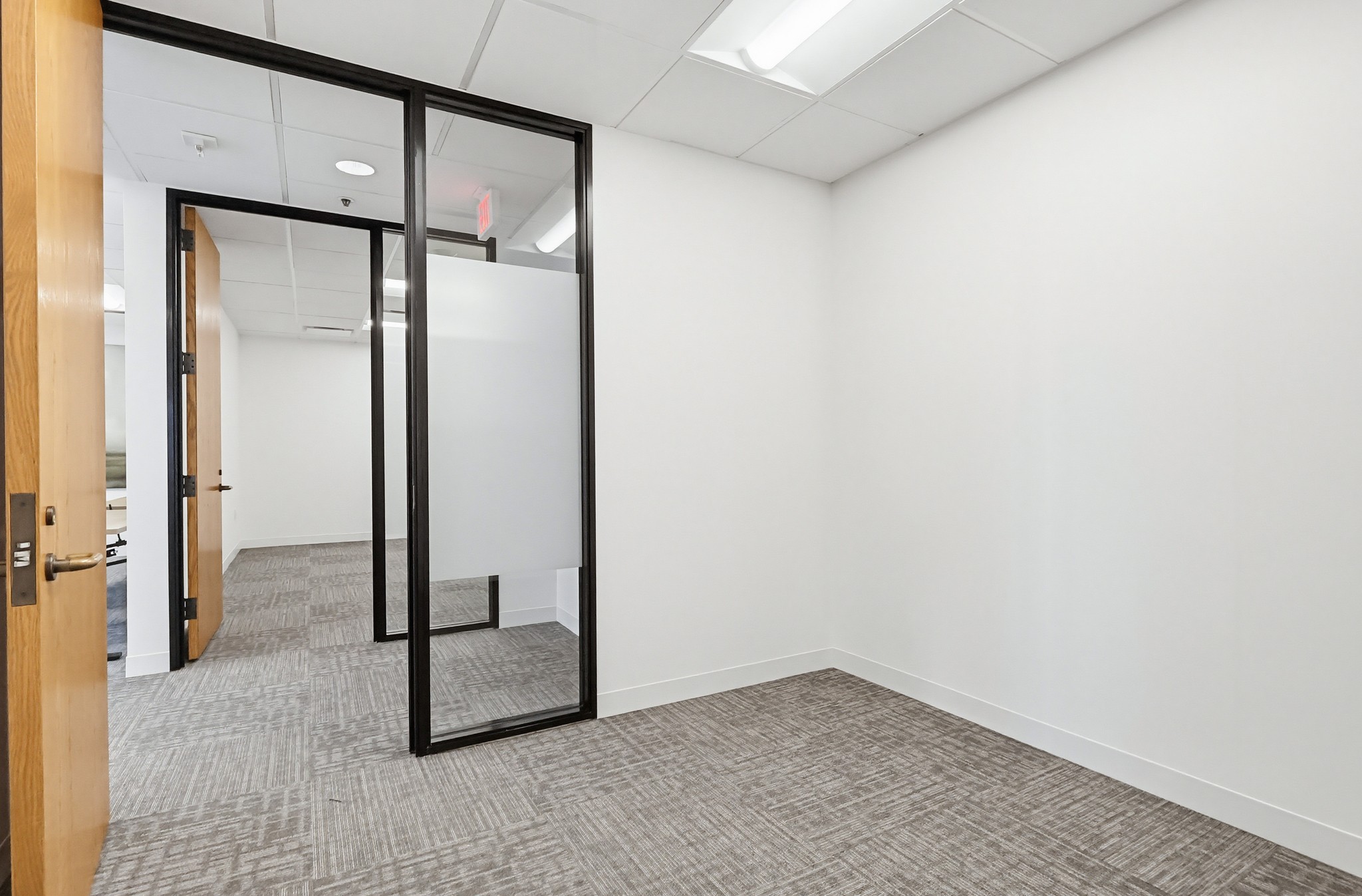 Virtual tour photo 165 of 167 for 16133 Ventura Blvd