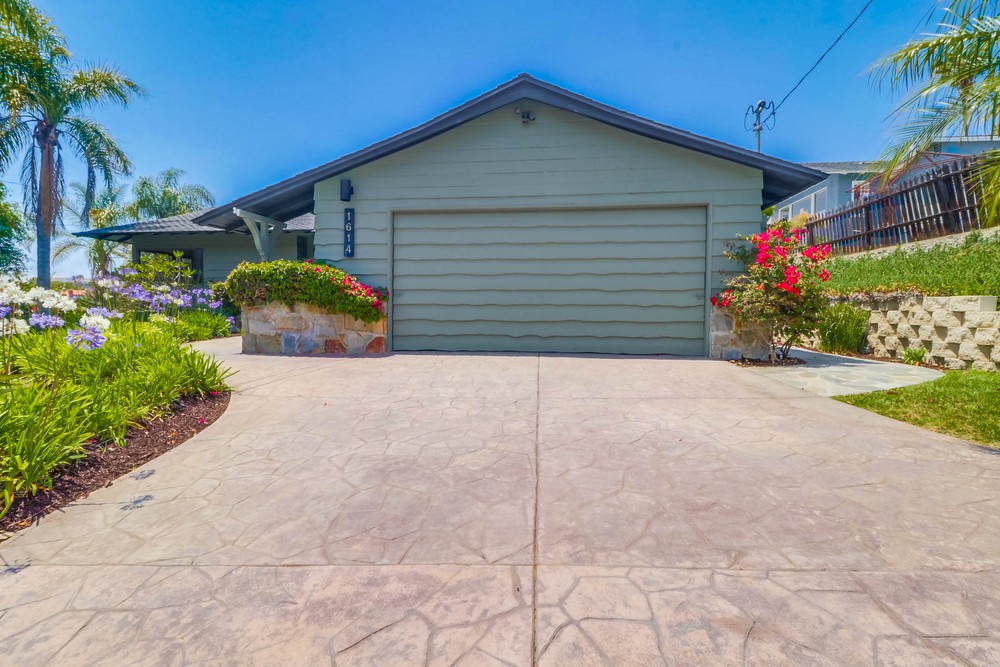 Virtual tour photo 7 of 55 for 1614 Yost Dr