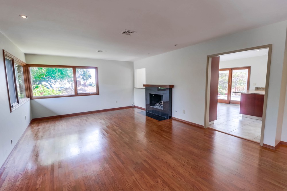 Virtual tour photo 9 of 55 for 1614 Yost Dr