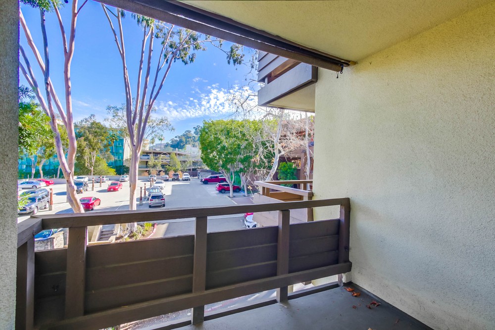 Virtual tour photo 24 of 39 for 1615 Hotel Cir S Unit D 212