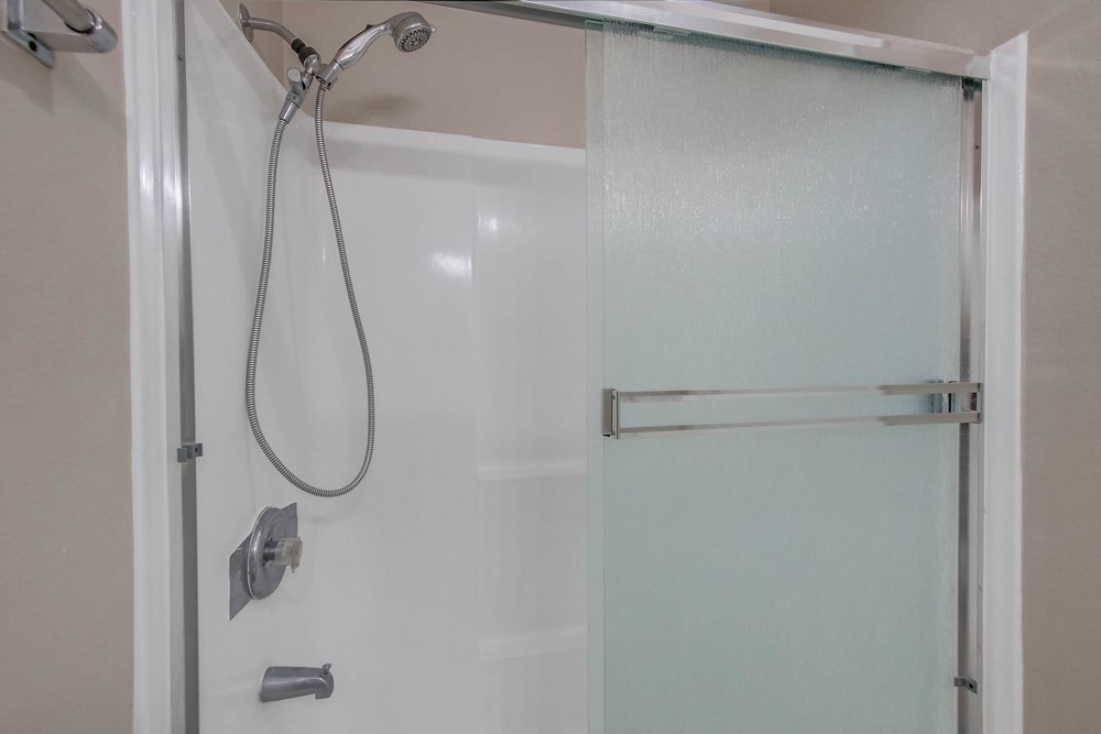 Virtual tour photo 32 of 39 for 1615 Hotel Cir S Unit D 212