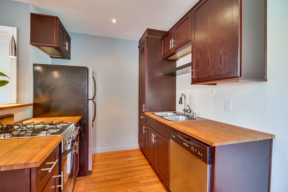 Virtual tour photo 14 of 25 for 1616 Oliver Ave