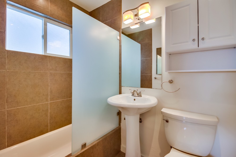 Virtual tour photo 22 of 25 for 1616 Oliver Ave
