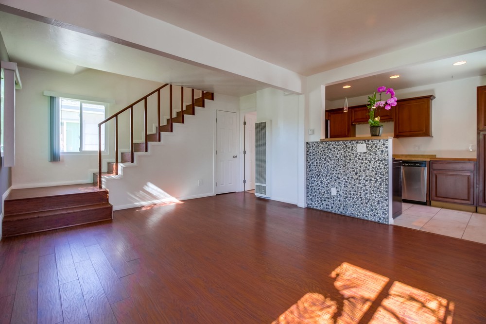 Virtual tour photo 10 of 28 for 1618 Oliver Ave
