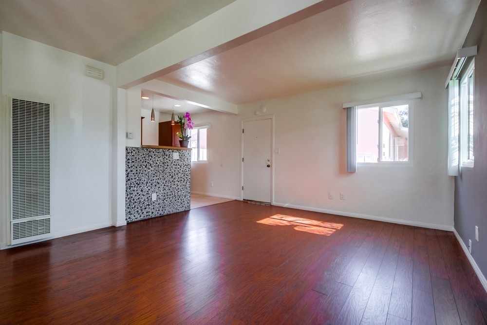 Virtual tour photo 12 of 28 for 1618 Oliver Ave