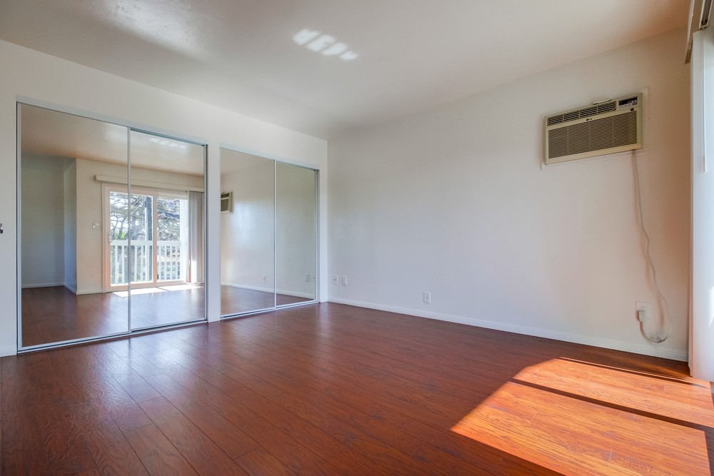 Virtual tour photo 23 of 28 for 1618 Oliver Ave