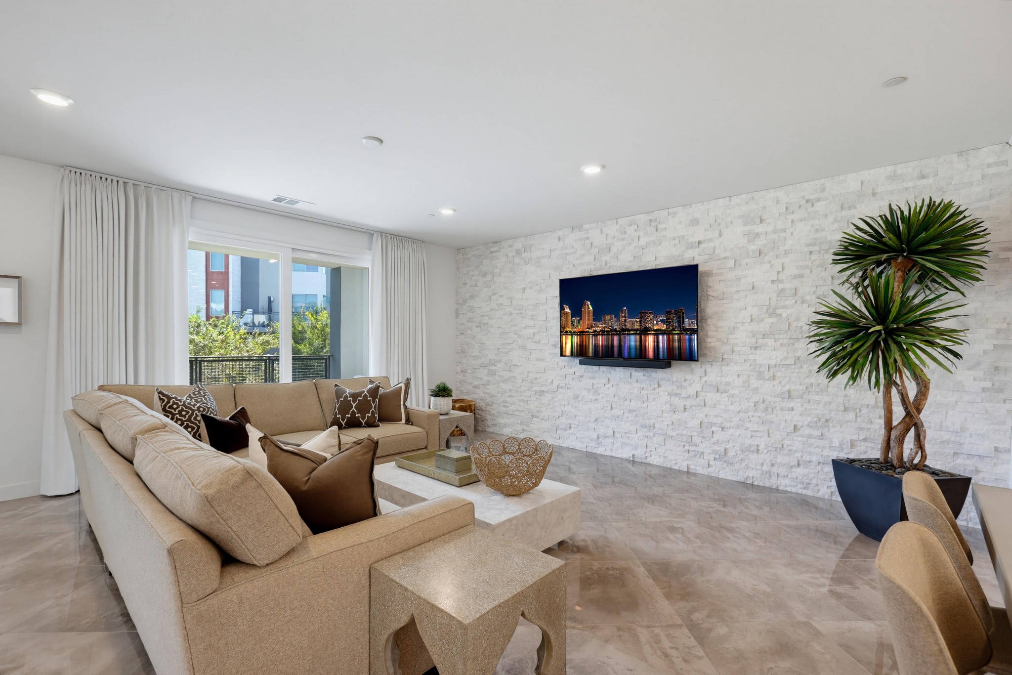 Virtual tour photo 14 of 97 for 162 Bowery