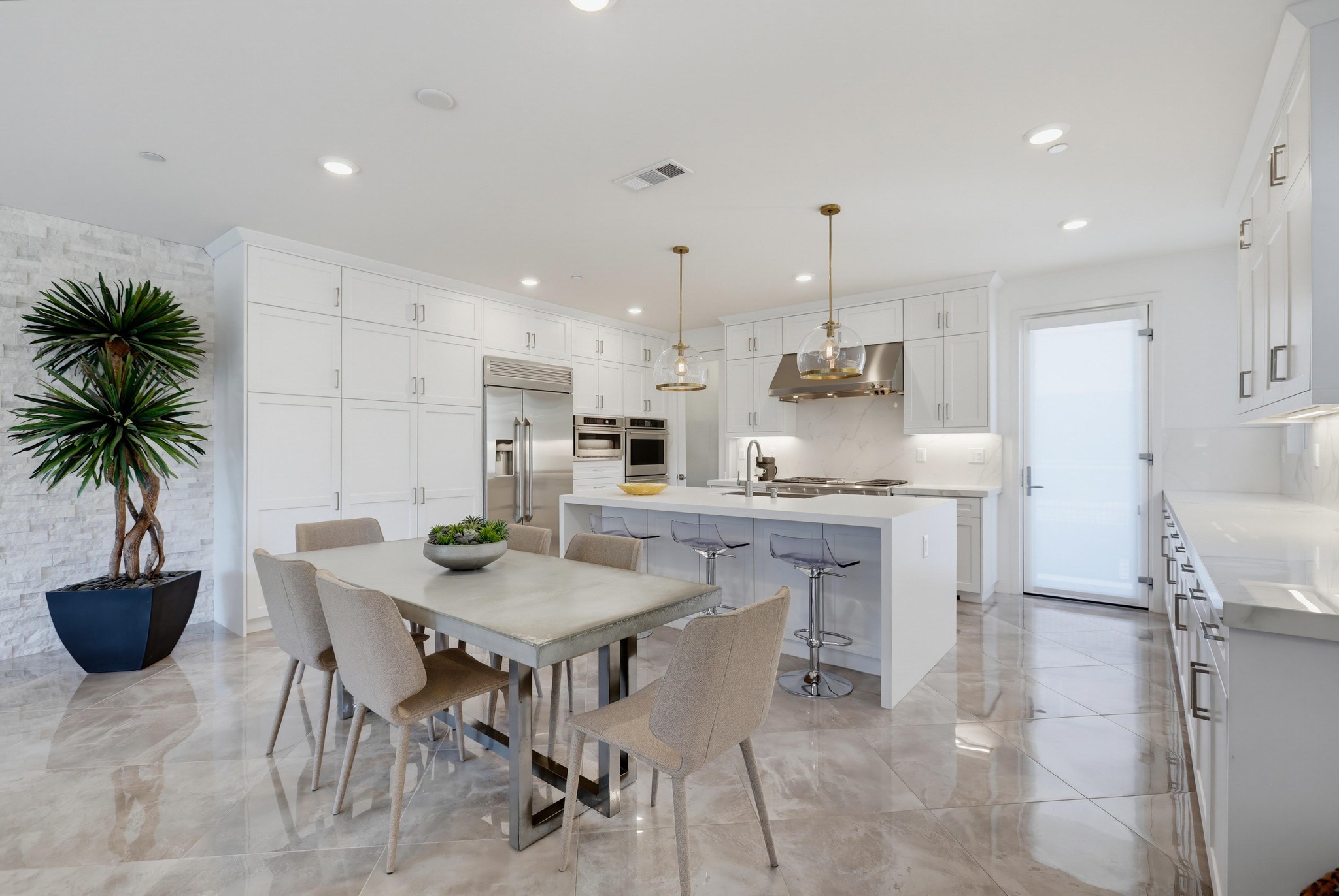 Virtual tour photo 16 of 97 for 162 Bowery