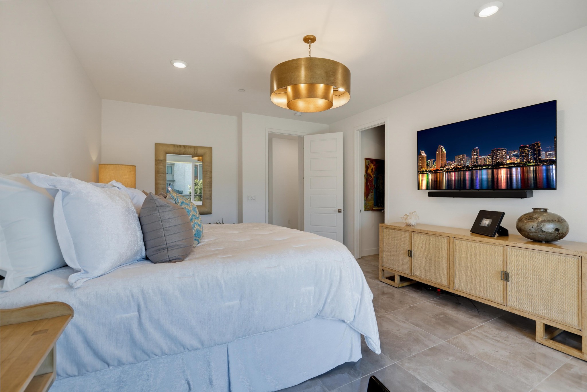 Virtual tour photo 53 of 97 for 162 Bowery