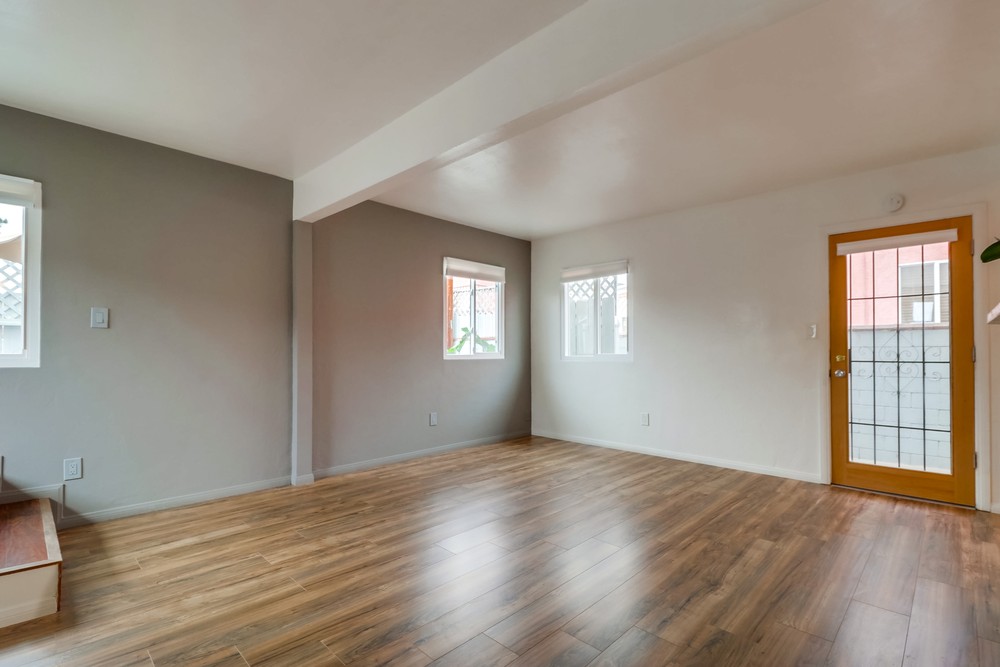 Virtual tour photo 10 of 40 for 1620 Oliver Ave