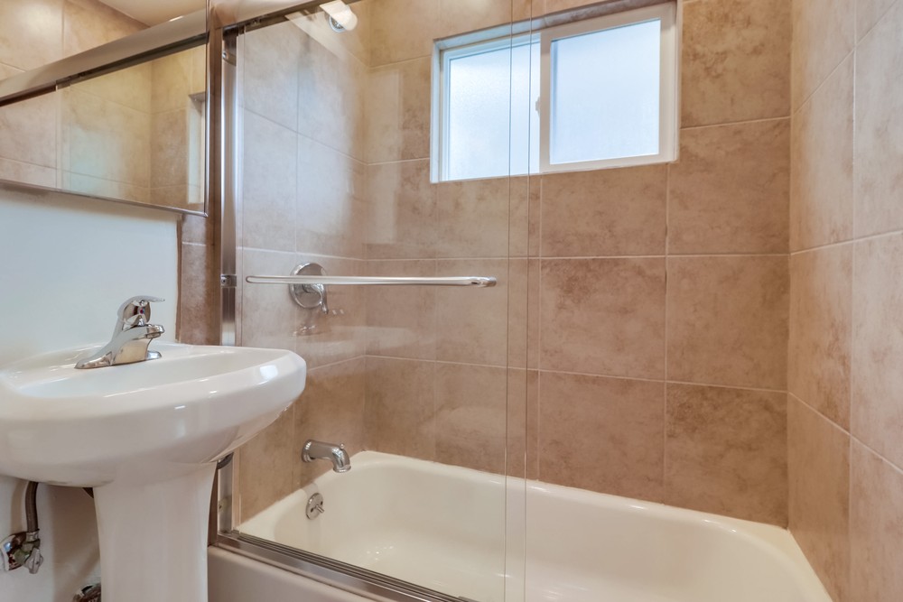 Virtual tour photo 21 of 40 for 1620 Oliver Ave
