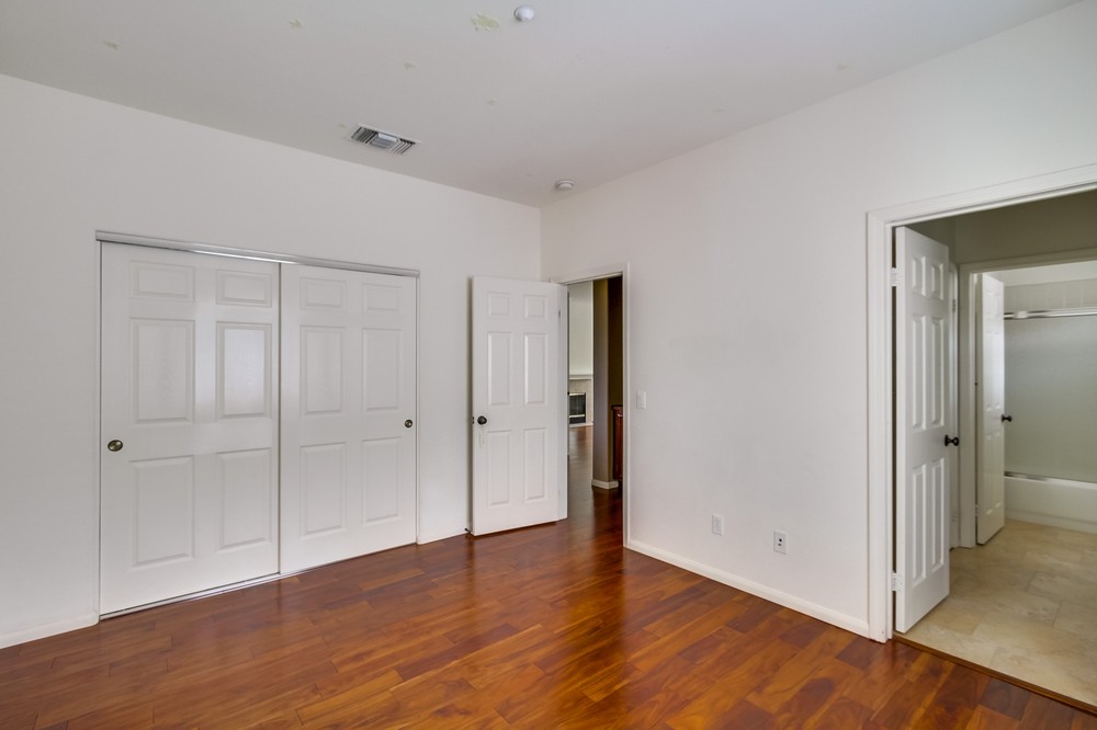 Virtual tour photo 30 of 37 for 16202 Dapple Gray Place