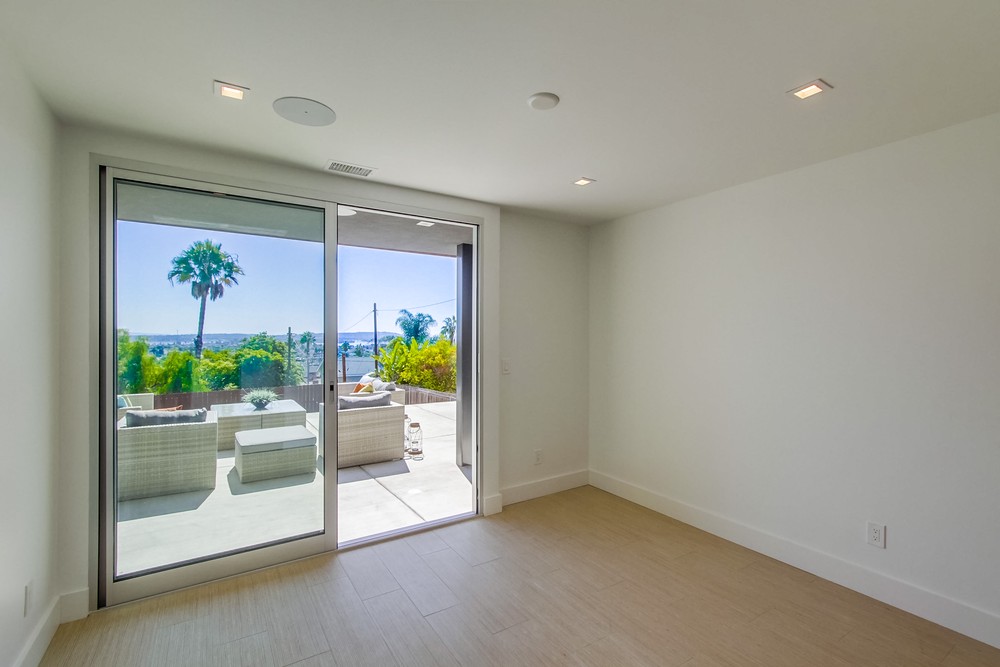 Virtual tour photo 52 of 72 for 1621 Collingwood Dr