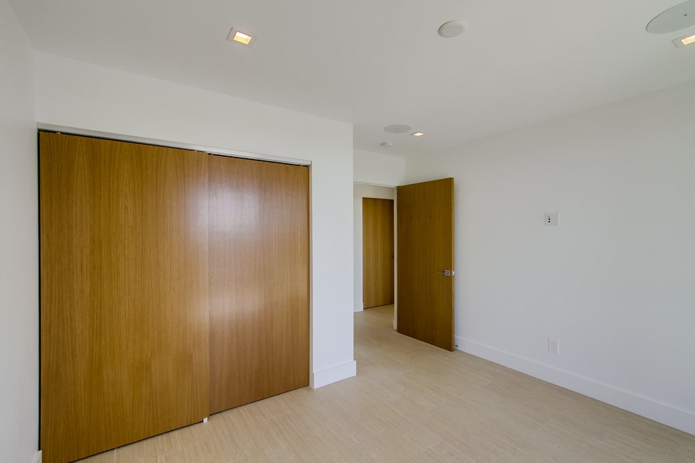 Virtual tour photo 55 of 72 for 1621 Collingwood Dr