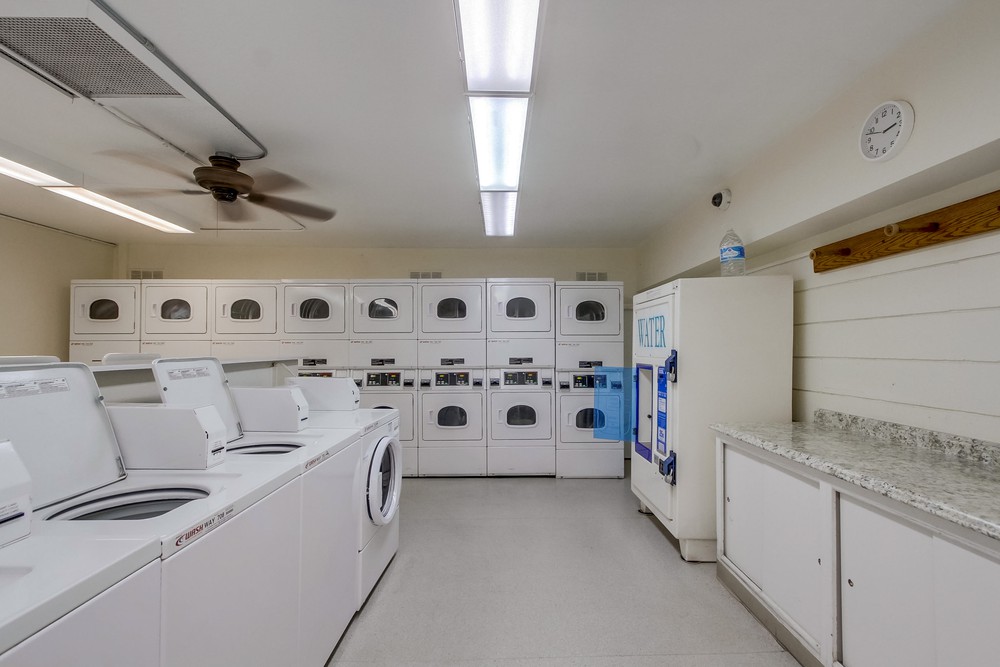 Virtual tour photo 41 of 65 for 1621 Hotel Cir S
