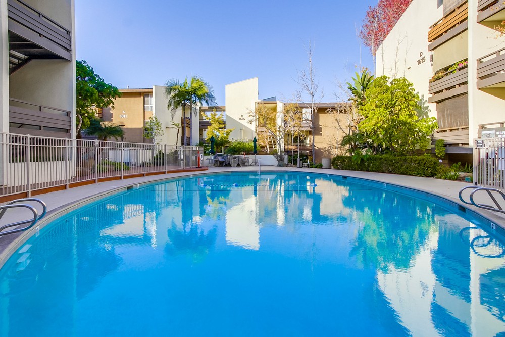 Virtual tour photo 46 of 65 for 1621 Hotel Cir S