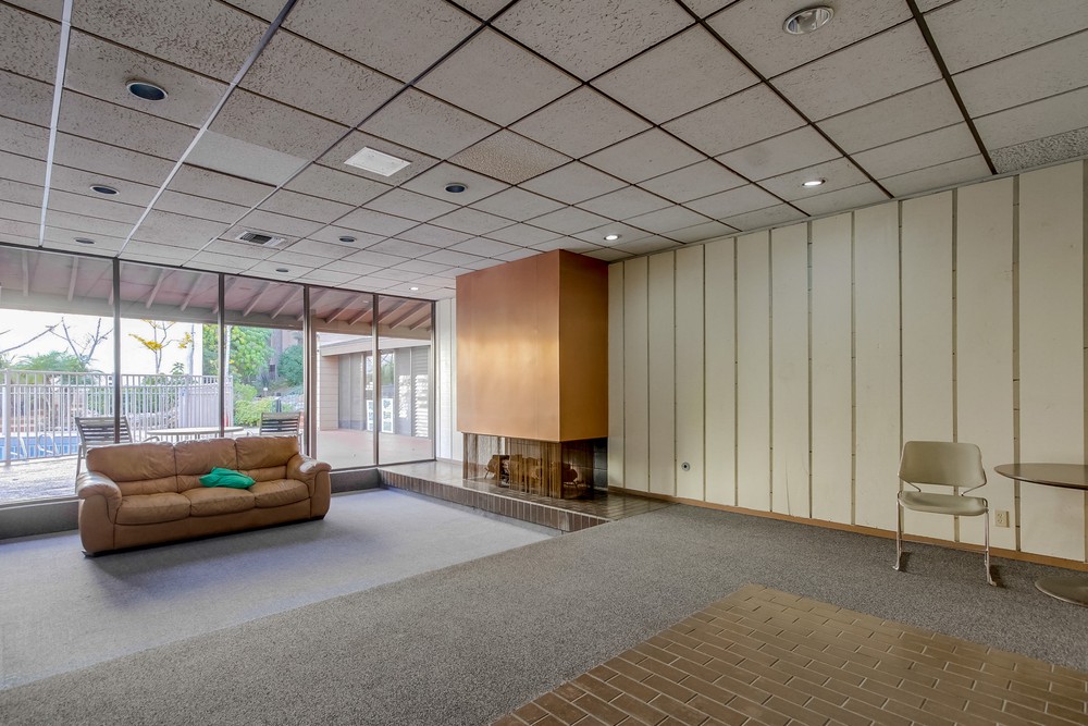 Virtual tour photo 57 of 65 for 1621 Hotel Cir S