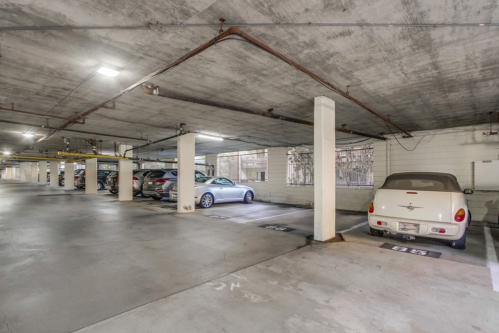 Virtual tour photo 58 of 65 for 1621 Hotel Cir S