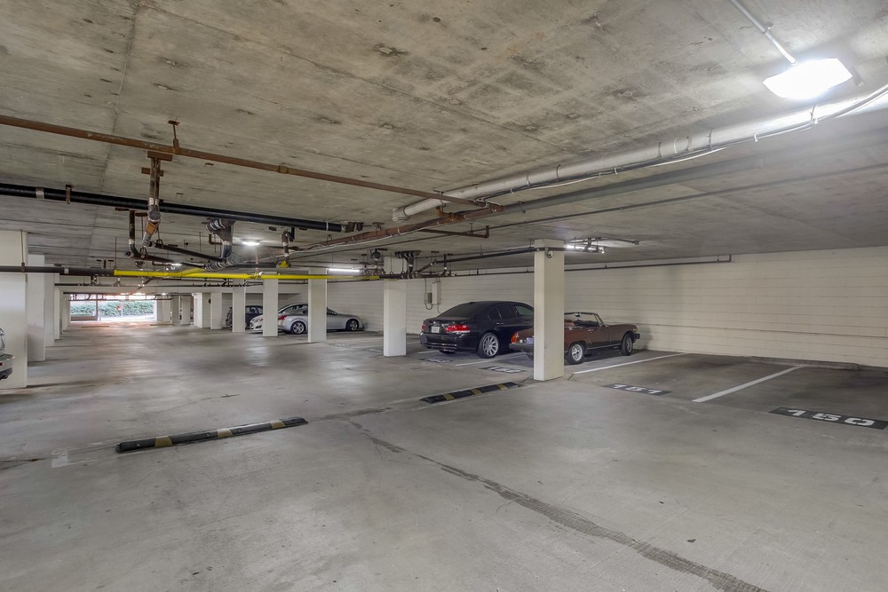 Virtual tour photo 59 of 65 for 1621 Hotel Cir S